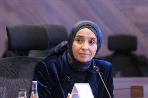 Toplumsal ve ekonomik nedenler konuşulmadan doğrudan kadınlara yöneltilen eleştirileri reddeden