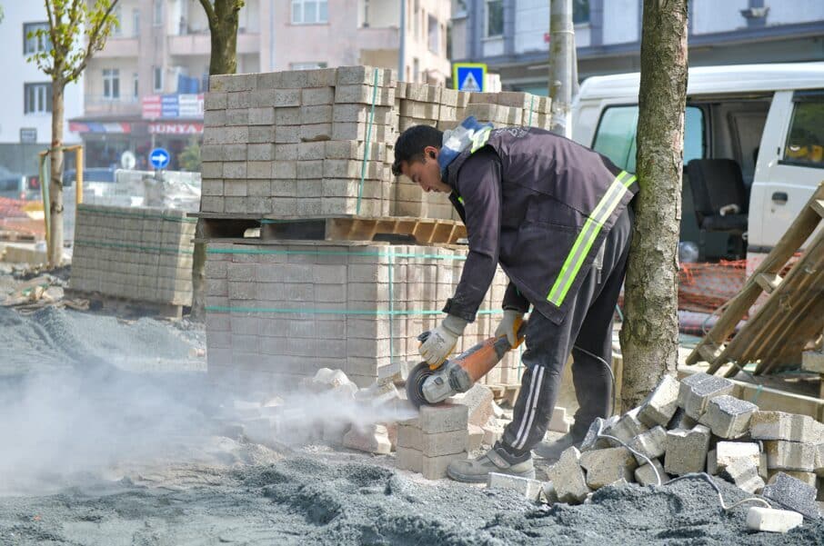 Toplam 584 metrekarelik bir alan üzerinde yapımı süren Nefes Bahçesi,