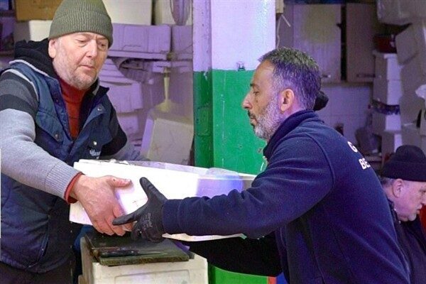 Belediye ve balık hali esnafının iş birliğiyle hayata geçirilen projede,