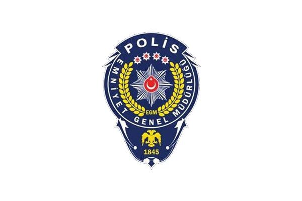 Emniyet Genel Müdürlüğü (EGM), bazı sosyal medya hesaplarından yapılan "Gözaltındaki