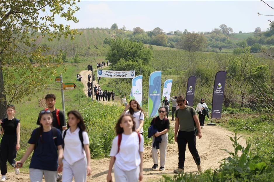 İnegöl’de turizm haftası çeşitli etkinliklerle kutlandı. İnegöl Belediyesi organizasyonuyla yapılan