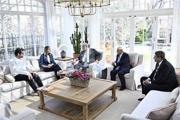 İYİ Parti Genel Başkanı Müsavat Dervişoğlu, Ekrem İmamoğlu'nun baba evini