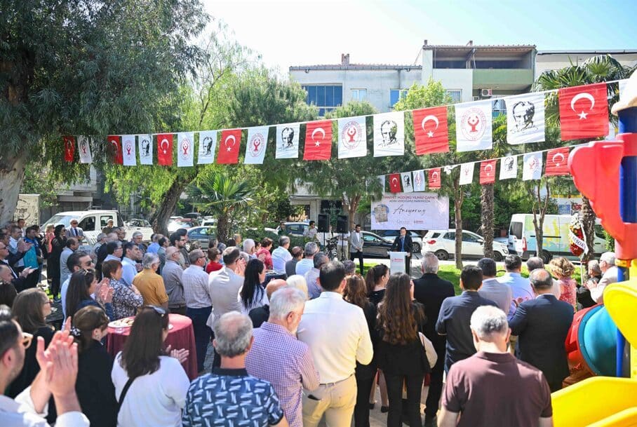 İzmir’in emniyet müdürlerinden Yılmaz Çapın’ın adı, Bornova Belediyesi tarafından Bornova