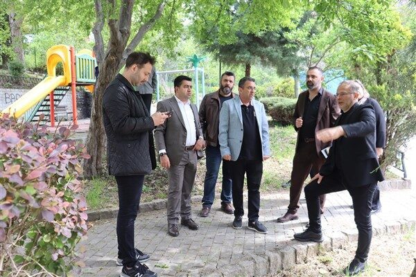 Vatandaşların ihtiyaç ve taleplerini yerinde değerlendirmek amacıyla mahalle ziyaretlerine devam