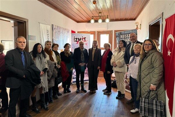 Anma programında konuşan İzmit Belediye Meclisi Kültür, Turizm ve Sanat