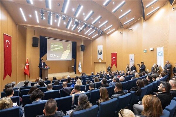 İzmir Büyükşehir Belediyesi İZSU Genel Müdürlüğü, kentin yoğun yapılaşma alanlarından