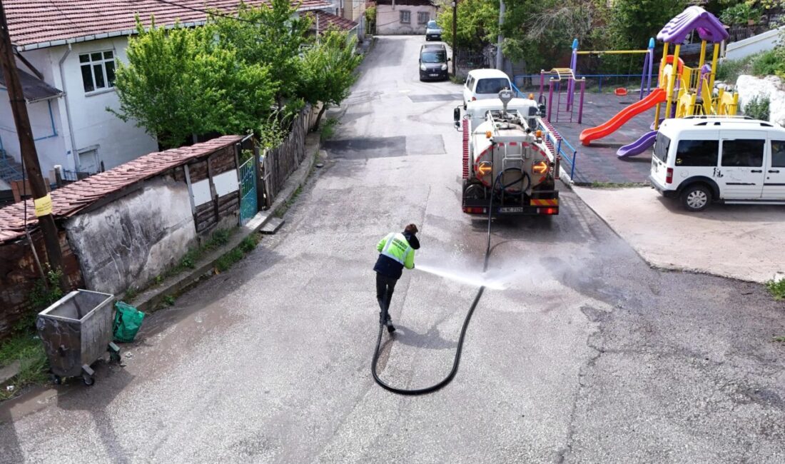 Kent merkezindeki ana arterler, mahalle araları, yürüyüş yolları ve çocuk