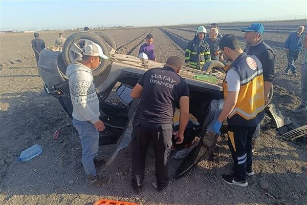 Hatay’ın Kırıkhan ilçesine bağlı Karadurmuşlu Mahallesi’nde meydana gelen trafik kazasında