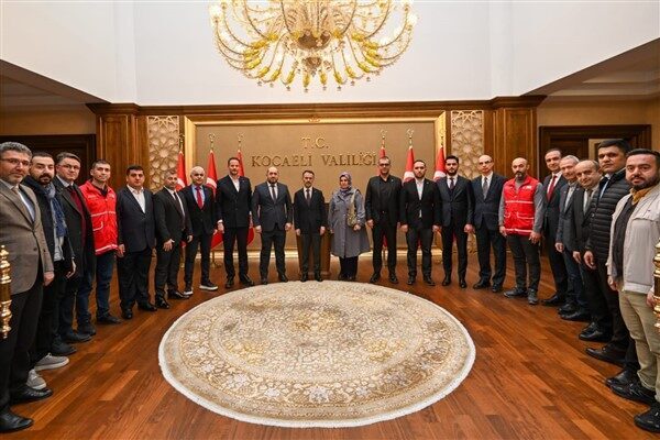 Türk Kızılay Kocaeli Şube Başkanı İbrahim Pay, Genç Kızılay İl