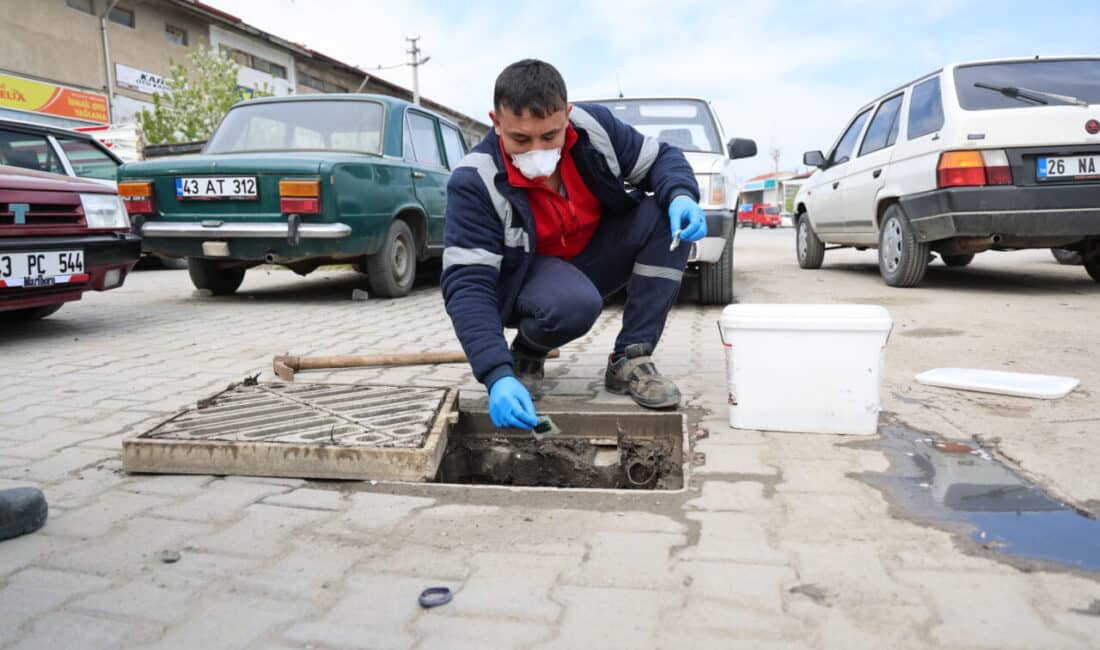 Fuatpaşa Mahallesi Sanayi Sitesi'nde fare ve diğer kemirgenlere karşı ilaçlama