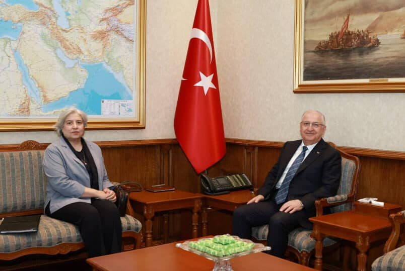 Milli Savunma Bakanı Yaşar Güler, Dublin Büyükelçisi Esra Cankorur'u kabul