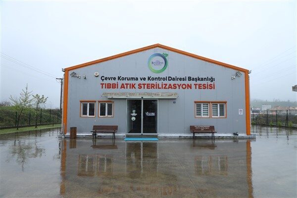 Ordu’nun 19 ilçesinde bulunan sağlık kuruluşlarında oluşan tıbbi atıklar, araçlar