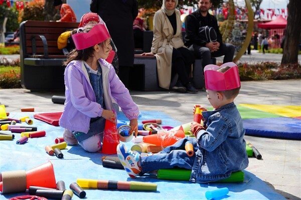 Etkinlik kapsamında her gün saat 12.00-18.00 arasında Saraçhane Parkı, Müzede