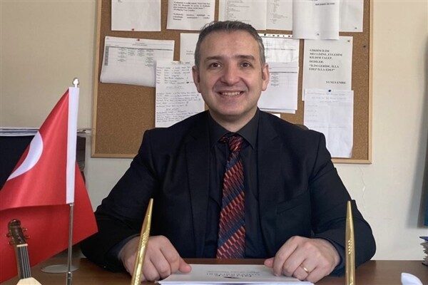 Düzce Üniversitesi Sanat Tasarım ve Mimarlık Fakültesi Müzik Bölümü Başkanı