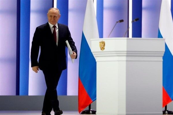 Peskov, gazetecilerle yaptığı bir sohbette, bunun "Whitkoff'a, aslında, Rusya'nın pozisyonunun