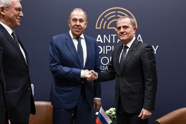 Taraflar, iki ülke arasındaki müttefik etkileşimi ve stratejik ortaklığı güçlendirmeye