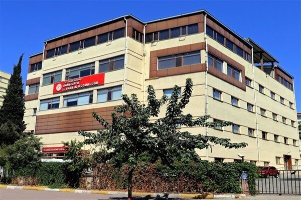Meteoroloji Genel Müdürlüğü tarafından toz taşınımına yönelik 'kırmızı' uyarı ile