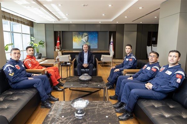 Başkan Seçer, ziyarette gerçekleştirdiği konuşmasında; “Sizlerin tabi ki engin deneyimleri