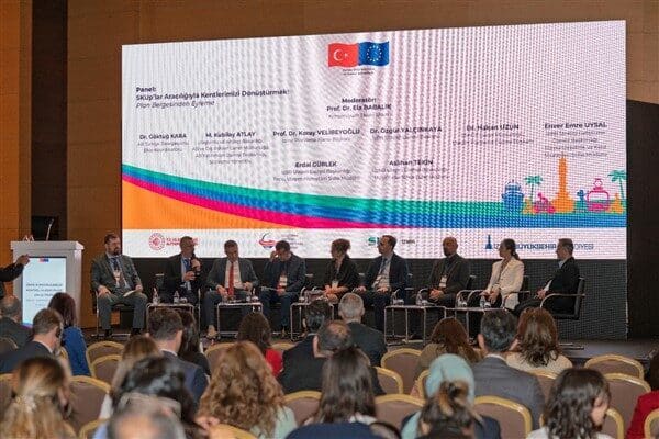 İzmir Sürdürülebilir Kentsel Ulaşım Planı’nın (SKUp İzmir) proje kapanış etkinliğinde