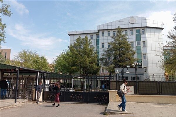 Diyarbakır’da Narin Güran cinayetine ilişkin 6’sı tutuklu, toplam 15 sanığın