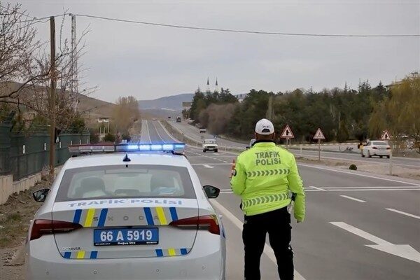İçişleri Bakanı Ali Yerlikaya, 1 Ocak-24 Nisan 2025 tarihleri arasında trafik