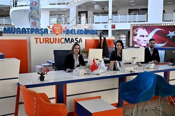 Muratpaşa Belediyesi’nin halkla ilişkiler, yönetişim ve iletişim projesi Turunç Masa,