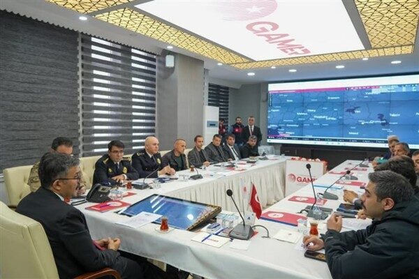 Hakkari Valiliği, il genelinde etkisini artırması beklenen kuvvetli yağış ve