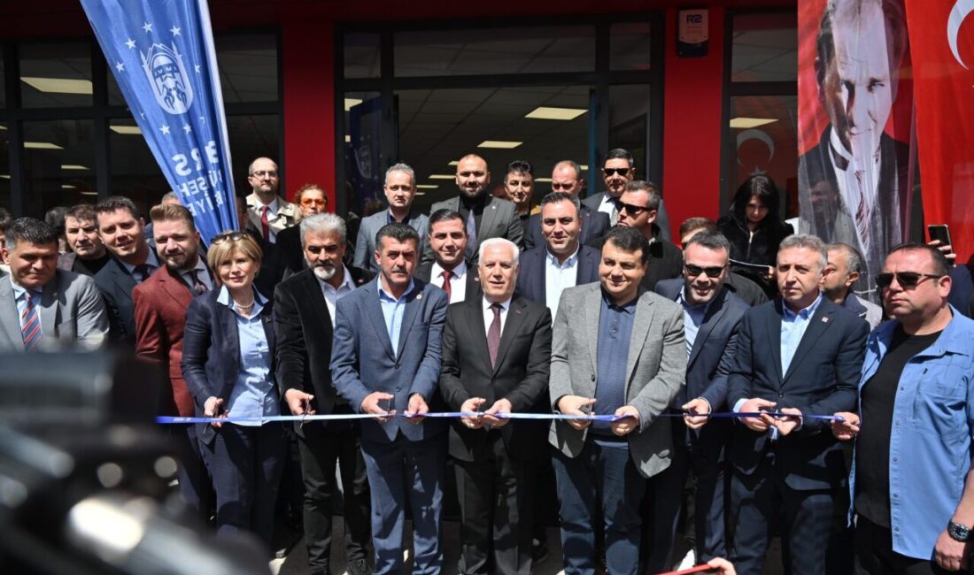Merinos Parkı'ndan sonra gelen bu lokanta, 4 çeşit yemeği ekmek