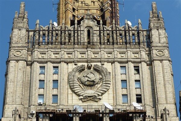 Rusya Dışişleri Bakanlığı Sözcüsü Zakharova, Kiev'deki anayasaya aykırı darbeden bu
