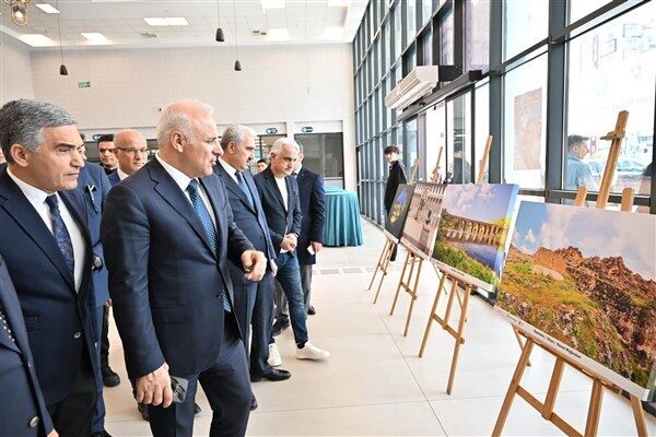 Diyarbakır’da, 49. Turizm Haftası renkli etkinliklerle karşılandı. Haftanın açılış programı,