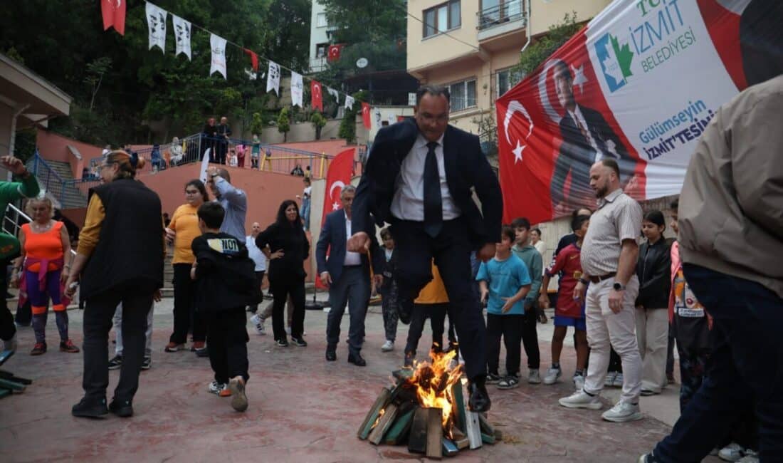 Kertil Tekke Hıdırellez Şenliği'nde konser ve ateş üzerinden atlayışlarla bahar