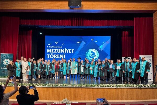 Tören, saygı duruşunda bulunulması, İstiklal Marşı’nın söylenmesi ve 2024-2025 Akademik