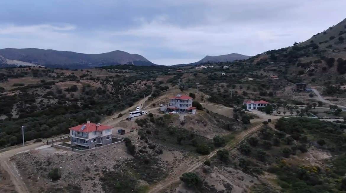 Gökçeada’da önceki gün şafak vakti başlayan büyük polis operasyonundan ilk