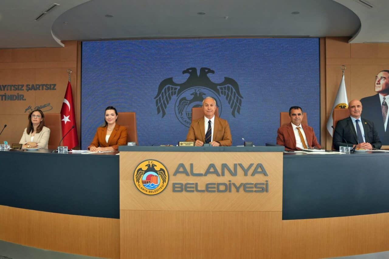 Alanya Belediyesi Mayıs Ayı Meclis Toplantısı, Engelliler Haftası etkinlikleriyle başladı.