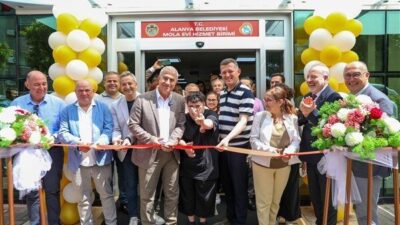 Alanya Belediye Başkanı Osman Tarık Özçelik, açılışta yaptığı konuşmada; "Engelliler