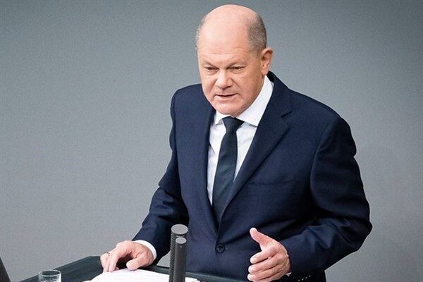Almanya Başbakanı Olaf Scholz, Kilise Kongresi'ni ziyaret ederek insanlara umut