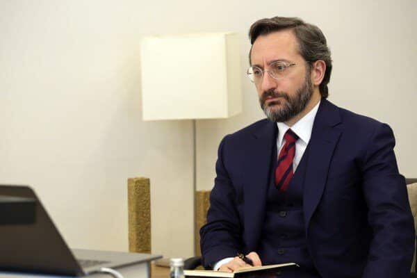 Cumhurbaşkanlığı İletişim Başkanı Fahrettin Altun, CHP Genel Başkanı Özgür Özel'in