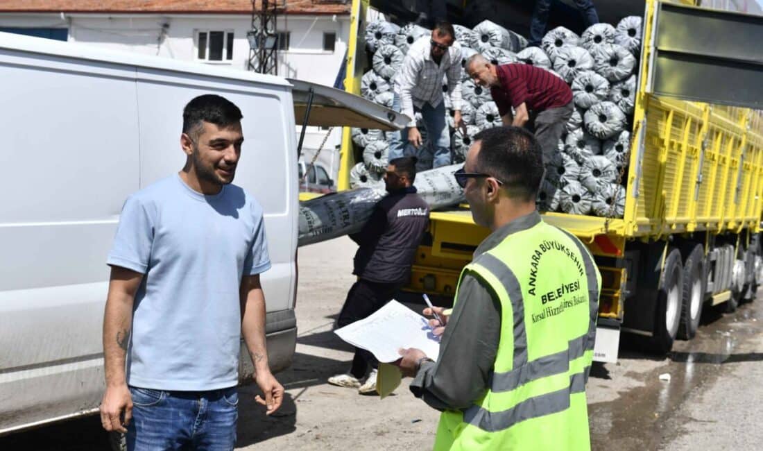 Ankara'nın tarıma dayalı ilçelerinde çiftçilere sera örtüsü ve destek sağlanıyor.