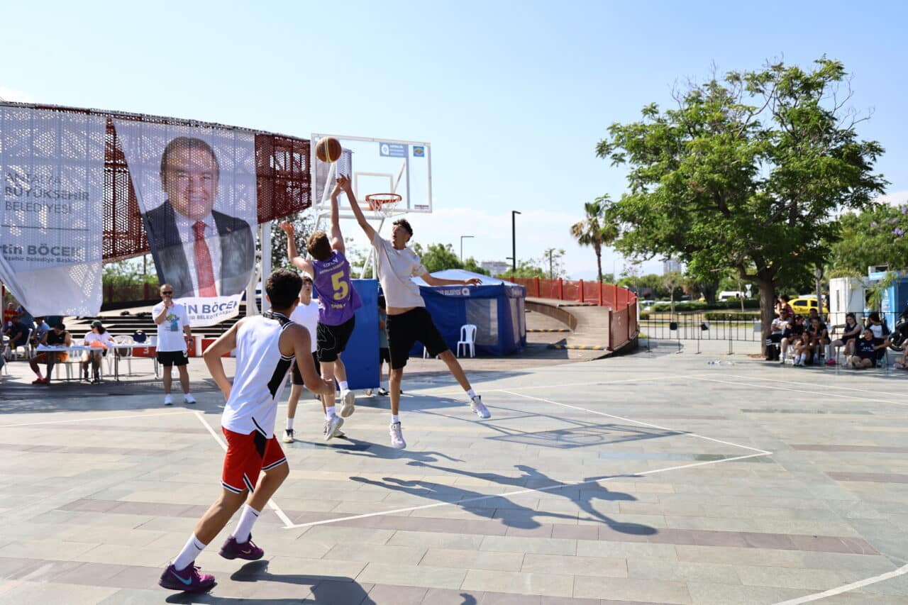 Antalya Büyükşehir Belediyesi Gençlik ve Spor Hizmetleri Dairesi Başkanlığı, Atatürk’ün Samsun’a