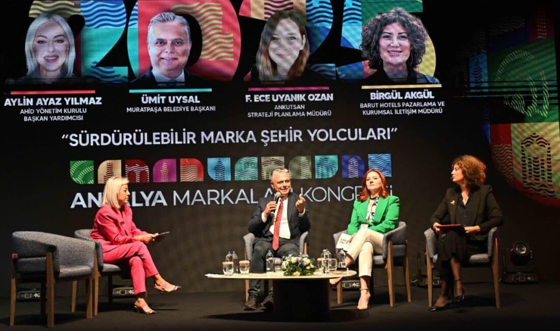 Antalya Muratpaşa Belediye Başkanı Ümit Uysal, Antalya Markaları Kongresi'nde devlet