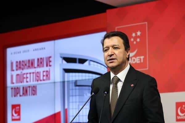 Saadet Partisi Genel Başkanı Arıkan ve eşi Hülya Arıkan, Uluslararası