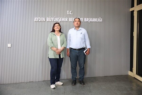 Ziyarette Kırlıoğlu, Çerçioğlu’nu başarılı çalışmalarından dolayı tebrik ederek Arpadere Mahallesi’nde