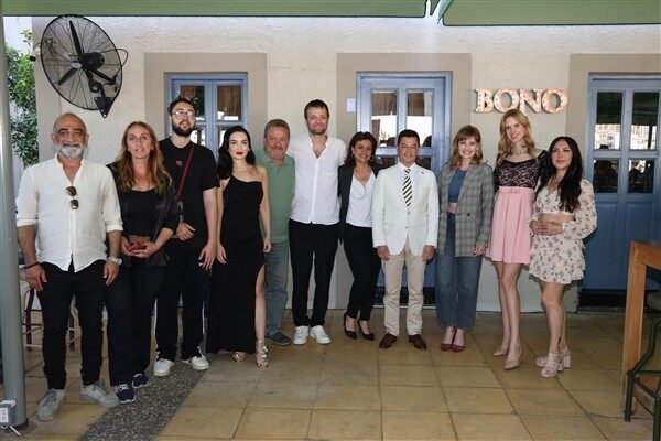 Çekimleri Marmaris’te devam eden Aşk Şarkısı filminin yönetmeni Semra Dündar