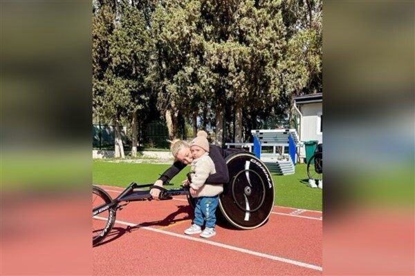 Bağcılar Belediyesi Engelliler Atletizm Takımı sporcusu Hamide Doğangün, 17 yıldır