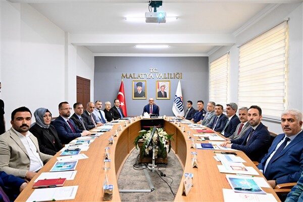 Valilikten yapılan açıklamaya göre, Malatya Valisi Yavuz, Bağımlılıkla İle Mücadele