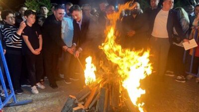 Bahçelievler Belediye Başkanı Hakan Bahadır, Hıdırellez etkinliğine katıldı. Ateşin üstünden