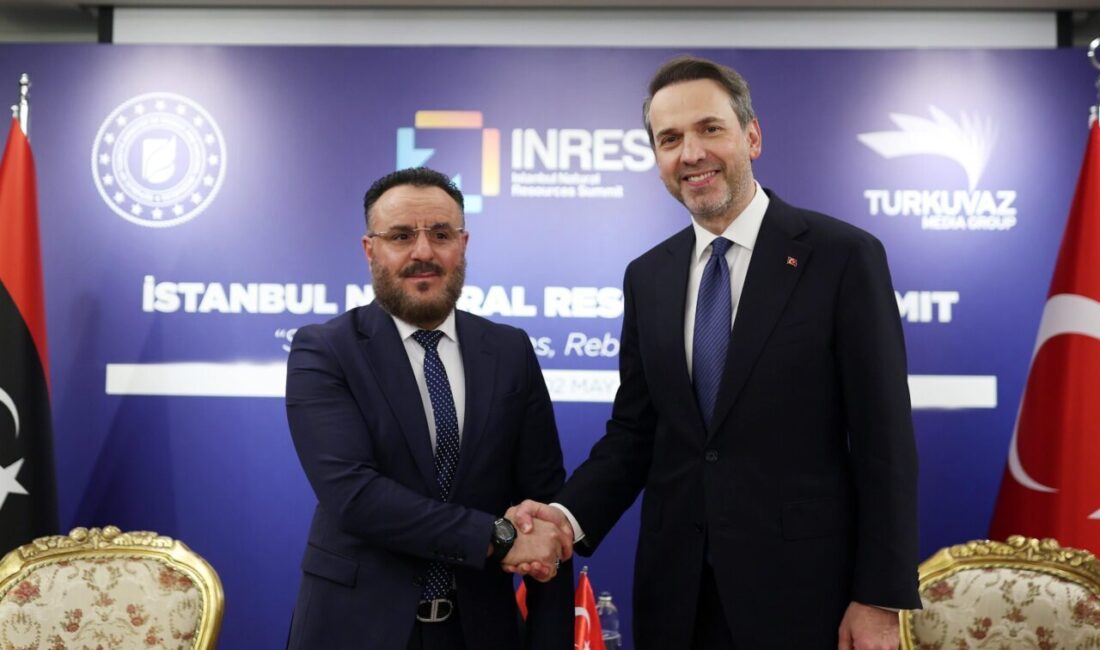 Alparslan Bayraktar, İstanbul'da Libya Sanayi ve Madenler Bakanı Ahmed Abu-Heisa
