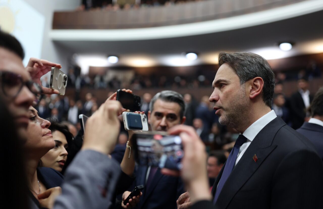Enerji ve Tabii Kaynaklar Bakanı Alparslan Bayraktar, AK Parti Grup Toplantısı