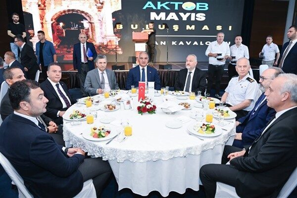 Bakanlıktan yapılan açıklamaya göre, Kültür ve Turizm Bakanı Mehmet Nuri