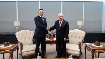 Kuzey Kıbrıs'ta Milli Savunma Bakanı Gülşen Günay, Azerbaycan Savunma Bakan